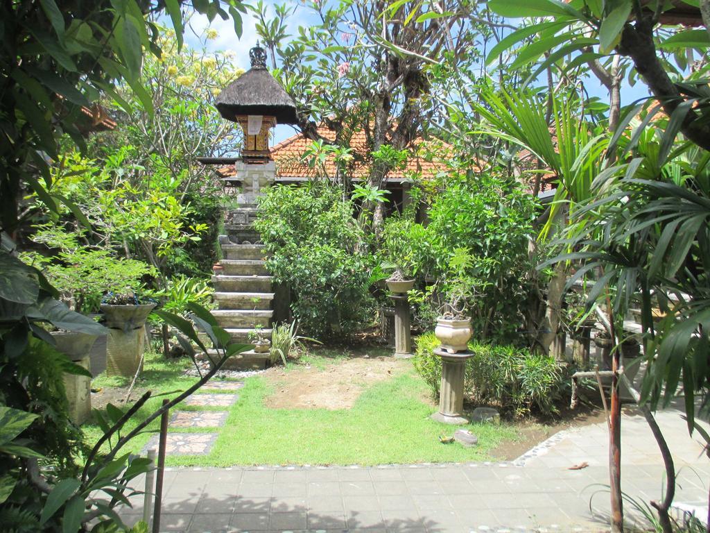 Mona Homestay Sanur Exteriör bild