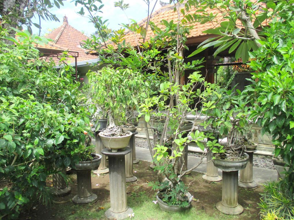 Mona Homestay Sanur Exteriör bild