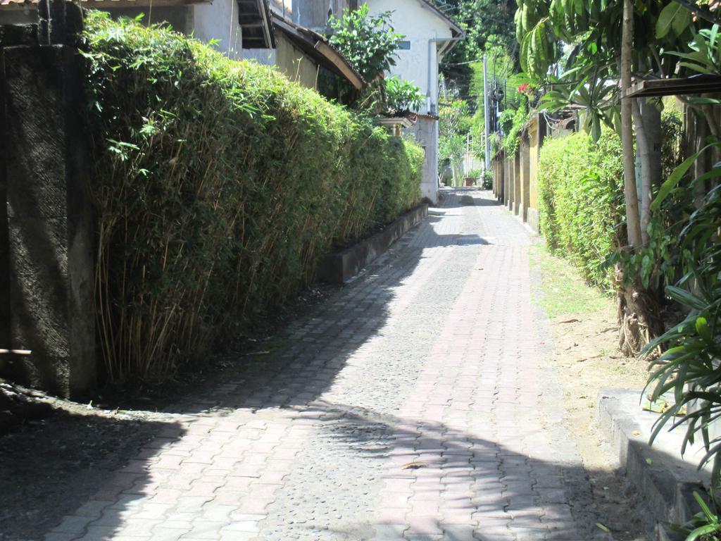 Mona Homestay Sanur Exteriör bild