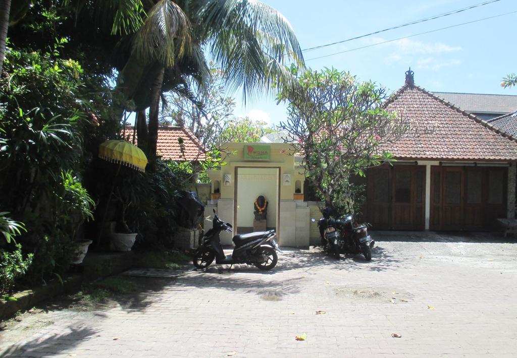 Mona Homestay Sanur Exteriör bild